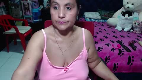 Snapshot of pervert_mommy_x chatting on February 2025 09:09:02 AM SAMY online show from February 2025 09:09:02 AM