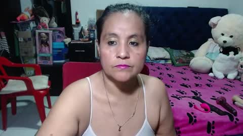 Snapshot of pervert_mommy_x chatting on February 2025 10:51:02 AM SAMY online show from February 2025 10:51:02 AM