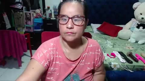 Snapshot of pervert_mommy_x chatting on March 2025 10:00:02 AM SAMY online show from March 2025 10:00:02 AM