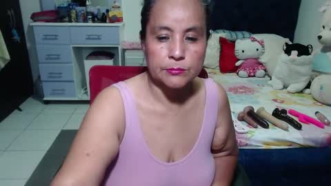 Snapshot of pervert_mommy_x chatting on September 2025 11:26:01 AM SAMY online show from September 2025 11:26:01 AM