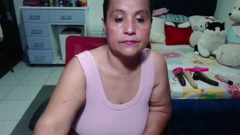 Snapshot of pervert_mommy_x chatting on September 2025 10:20:02 AM SAMY online show from September 2025 10:20:02 AM