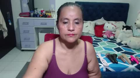 Snapshot of pervert_mommy_x chatting on October 2025 11:52:01 AM SAMY online show from October 2025 11:52:01 AM