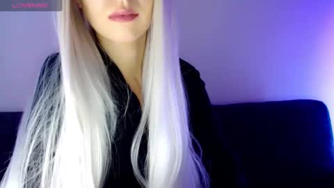 Snapshot of pervyblonde chatting on January 2025 12:03:02 PM Isabella online show from January 2025 12:03:02 PM