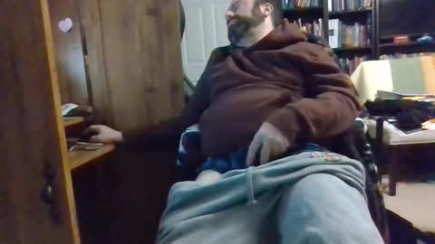 Snapshot of peter40770 chatting on February 2026 04:17:01 AM peter40770 online show from February 2026 04:17:01 AM