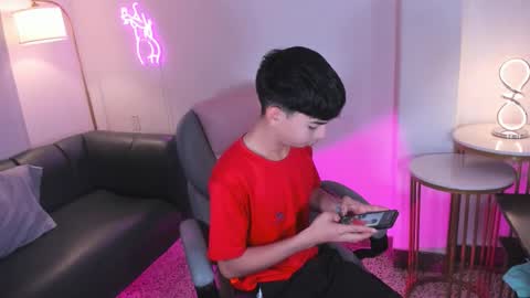 Peter online show from November 2025 06:28:02 PM