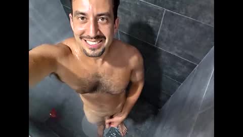 Snapshot of peteypete204 chatting on February 2025 03:39:02 AM peteypete204 online show from February 2025 03:39:02 AM