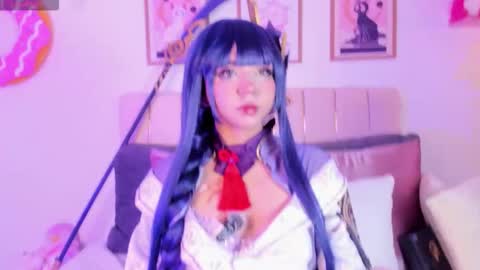 Snapshot of petit_rosseowo chatting on October 2025 11:50:01 PM Im Rosse but u can call me Rossie or Rosita . online show from October 2025 11:50:01 PM