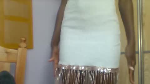 Snapshot of petite_ariana chatting on February 2026 05:16:02 PM ariana online show from February 2026 05:16:02 PM