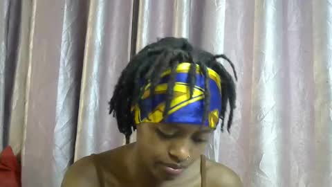 petite_star2 online show from December 2025 08:13:01 PM