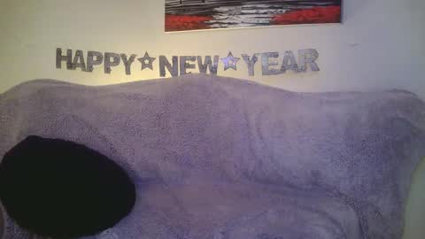 petite treat  online show from January 2025 06:25:02 AM