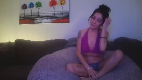 petite treat  online show from January 2025 07:14:01 AM