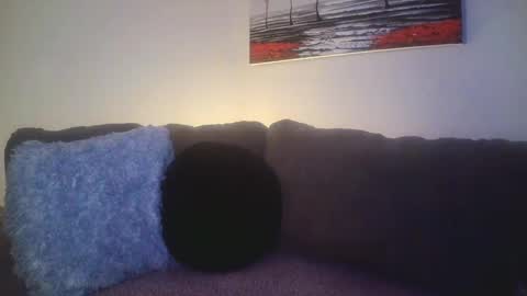 petite treat  online show from March 2025 09:58:02 AM