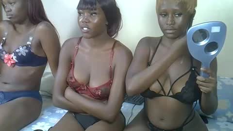 Snapshot of petitecookie chatting on February 2026 09:36:02 PM Cookie online show from February 2026 09:36:02 PM