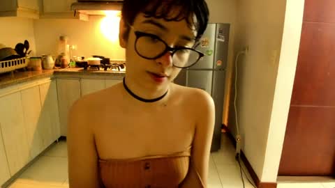 Lunna online show from May 2026 04:43:02 AM