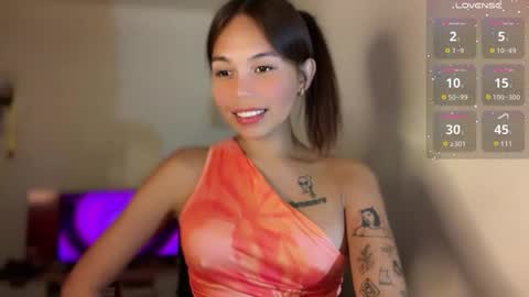 Snapshot of petitegirlx69 chatting on June 2026 06:57:02 PM miss lisa online show from June 2026 06:57:02 PM