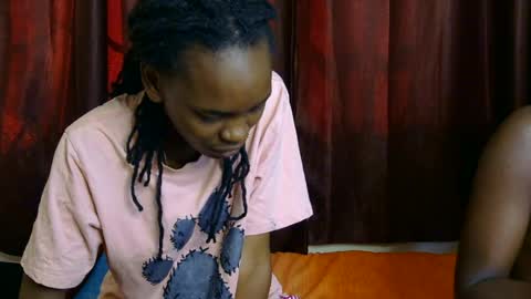 Snapshot of petitevixenn chatting on July 2026 11:41:02 AM petitevixenn online show from July 2026 11:41:02 AM