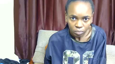 Snapshot of petitevixenn chatting on August 2026 11:05:02 AM petitevixenn online show from August 2026 11:05:02 AM