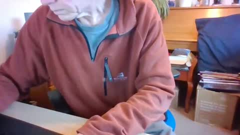 petitwilly online show from January 2025 10:38:01 AM