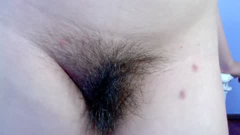 Snapshot of petra_butterfly chatting on January 2025 02:25:01 AM i.. .U can call me Nick .... Help me to reach 200 thumbs up online show from January 2025 02:25:01 AM