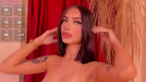 Snapshot of peytonreeds chatting on November 2025 02:21:01 AM Pet Rees online show from November 2025 02:21:01 AM