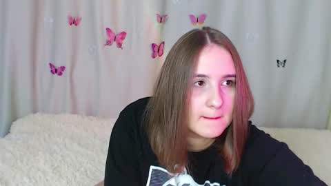 Snapshot of phantommira chatting on December 2024 06:14:01 PM phantommira online show from December 2024 06:14:01 PM