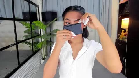phenomenal_ivy online show from May 2026 03:06:01 PM