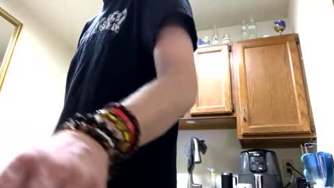 Snapshot of phildoesart chatting on January 2025 01:21:01 AM Phil online show from January 2025 01:21:01 AM