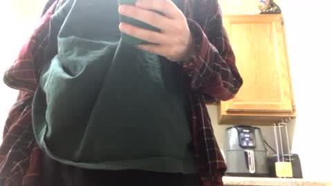 Snapshot of phildoesart chatting on March 2025 03:13:02 AM Phil online show from March 2025 03:13:02 AM