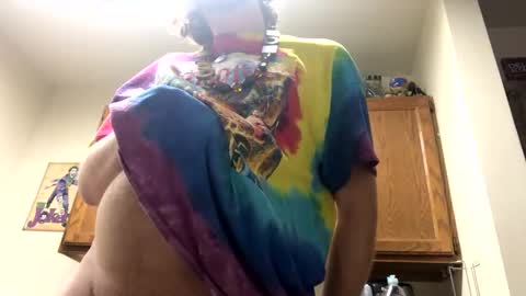 Snapshot of phildoesart chatting on September 2025 12:21:01 AM Phil online show from September 2025 12:21:01 AM