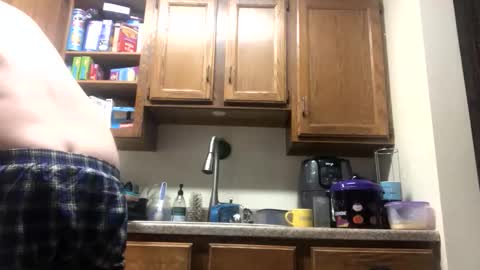 Snapshot of phildoesart chatting on October 2025 02:58:02 AM Phil online show from October 2025 02:58:02 AM