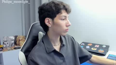 Snapshot of philipe_moonlight_ chatting on March 2025 01:12:01 AM Phil. INDEPENDENT MODEL online show from March 2025 01:12:01 AM