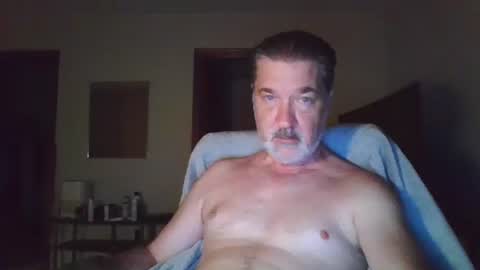 Snapshot of phillyslave21 chatting on October 2025 09:43:02 AM slave online show from October 2025 09:43:02 AM