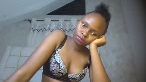 phoebe online show from February 2026 08:20:01 PM