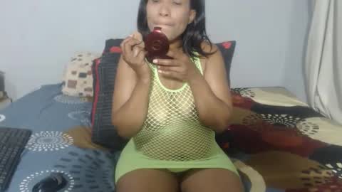 Snapshot of phoenixcandy chatting on January 2026 10:12:02 PM phoenixcandy online show from January 2026 10:12:02 PM