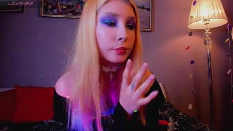 Phoenixvale Pls follow me online show from November 2025 03:51:01 PM