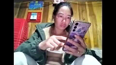 Snapshot of phuong_vietnam chatting on April 2026 12:14:01 PM phuong_vietnam online show from April 2026 12:14:01 PM