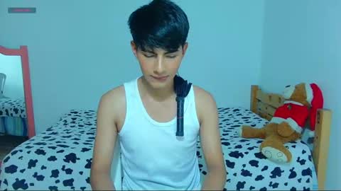 Snapshot of phuwin_bj chatting on June 2026 05:42:02 AM phuwin online show from June 2026 05:42:02 AM