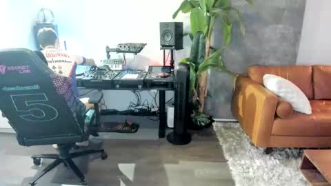 Snapshot of pierrefitch chatting on March 2025 11:20:02 PM Pierre Fitch online show from March 2025 11:20:02 PM