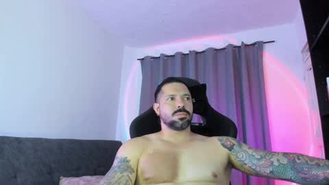 Pierre online show from May 2026 10:38:02 PM