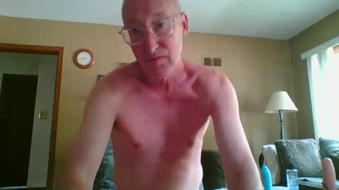 Snapshot of piethomas chatting on September 2025 07:40:02 PM PieSunshine online show from September 2025 07:40:02 PM