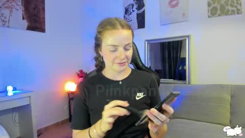 Snapshot of piinkpandora chatting on September 2025 08:41:01 PM PiinkPandora online show from September 2025 08:41:01 PM