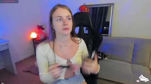 Snapshot of piinkpandora chatting on October 2025 09:42:02 PM PiinkPandora online show from October 2025 09:42:02 PM