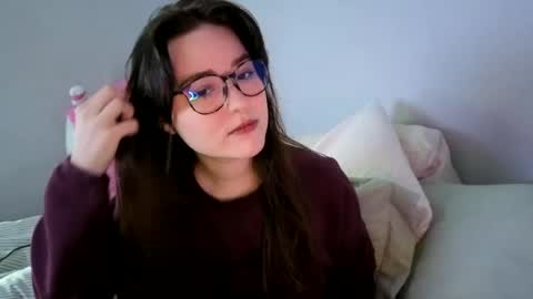 PilloGoddess online show from June 2026 02:36:02 AM