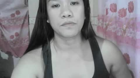 Snapshot of pinay_morena123 chatting on November 2025 06:18:02 PM Perena online show from November 2025 06:18:02 PM