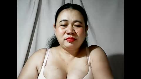 pinaymama12345 online show from February 2026 11:33:01 PM