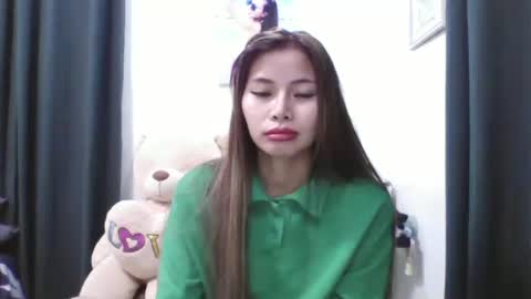 pinaypetite971689 online show from February 2025 02:04:01 PM
