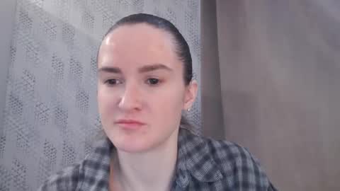       online show from February 2025 09:42:01 AM