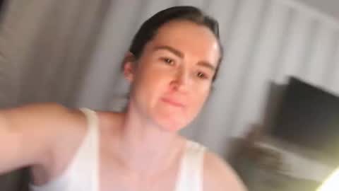       online show from October 2025 05:00:01 PM