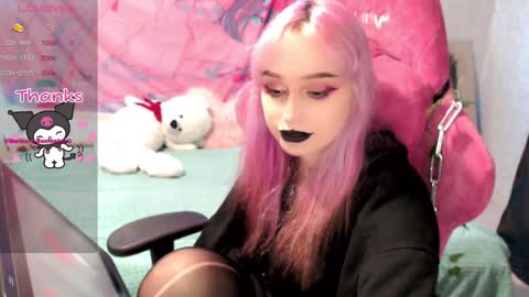 Nancy online show from December 2024 06:10:02 PM