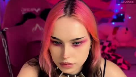 Snapshot of pineapple_dope chatting on July 2026 08:57:02 PM Nancy online show from July 2026 08:57:02 PM